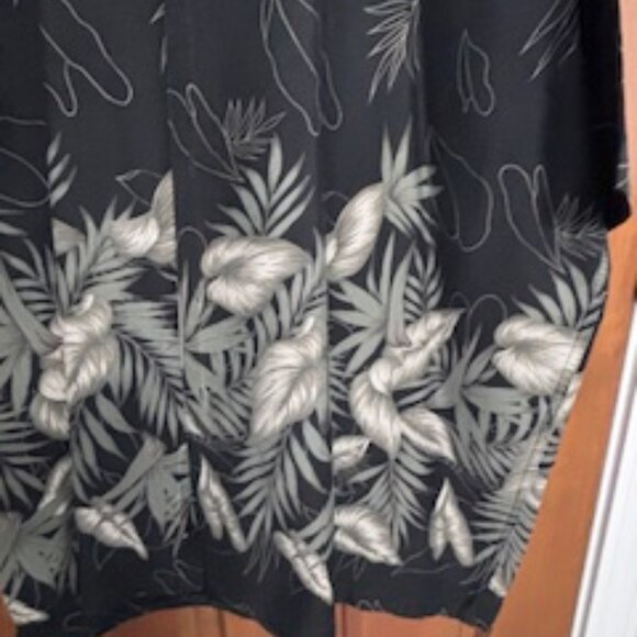 Nautica Men's 2x short sleeve shirt Black with design EUC - Picture 2 of 6